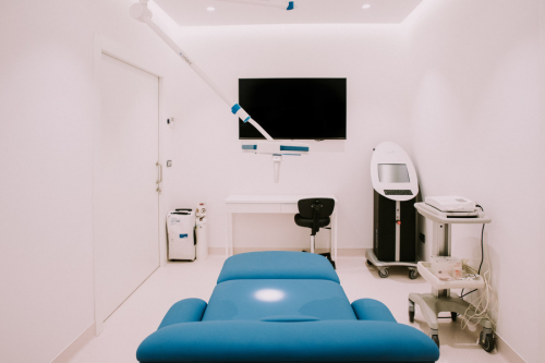 Sala de tratamiento en Kirenia